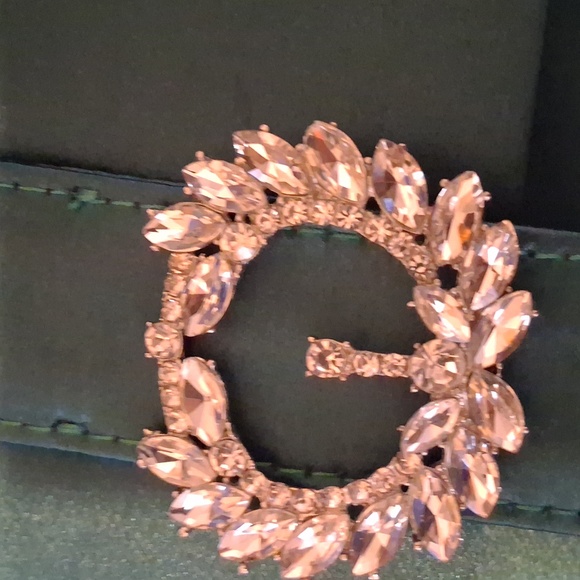 Bundle Of Green Clutch Bag/ Earrings - Picture 3 of 11